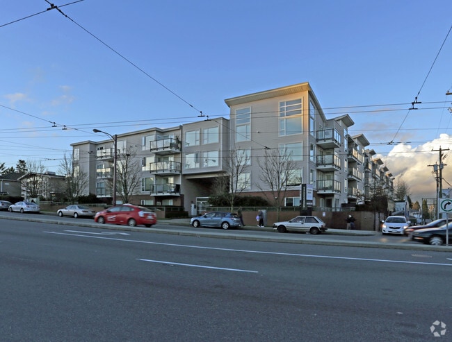 Victoria Mews