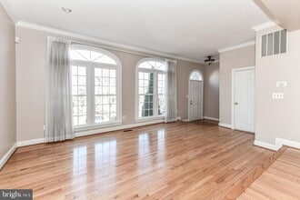 Building Photo - 2702 Pembsly Dr