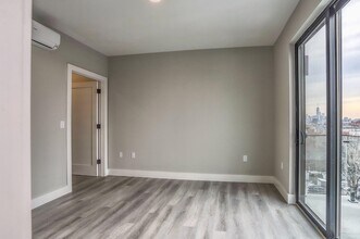 Building Photo - 3516 John F. Kennedy Blvd