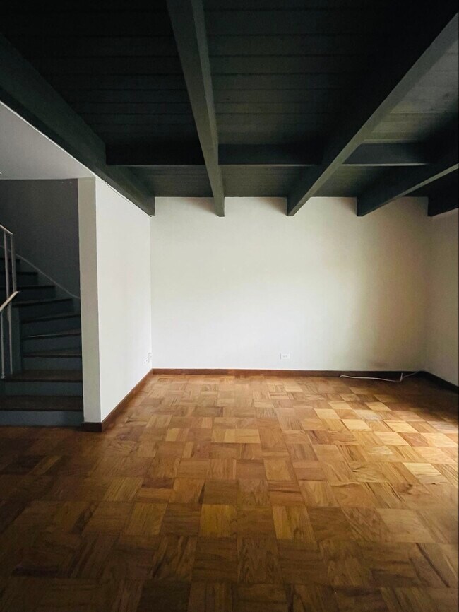 Foto del edificio - 2114 Central St