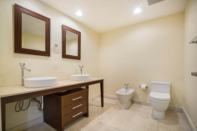 Foto del edificio - 495 Brickell Ave