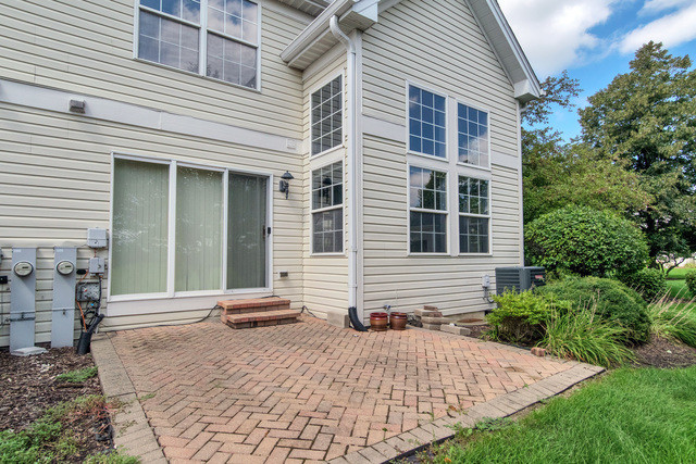 Building Photo - 3960 Vesper Ct