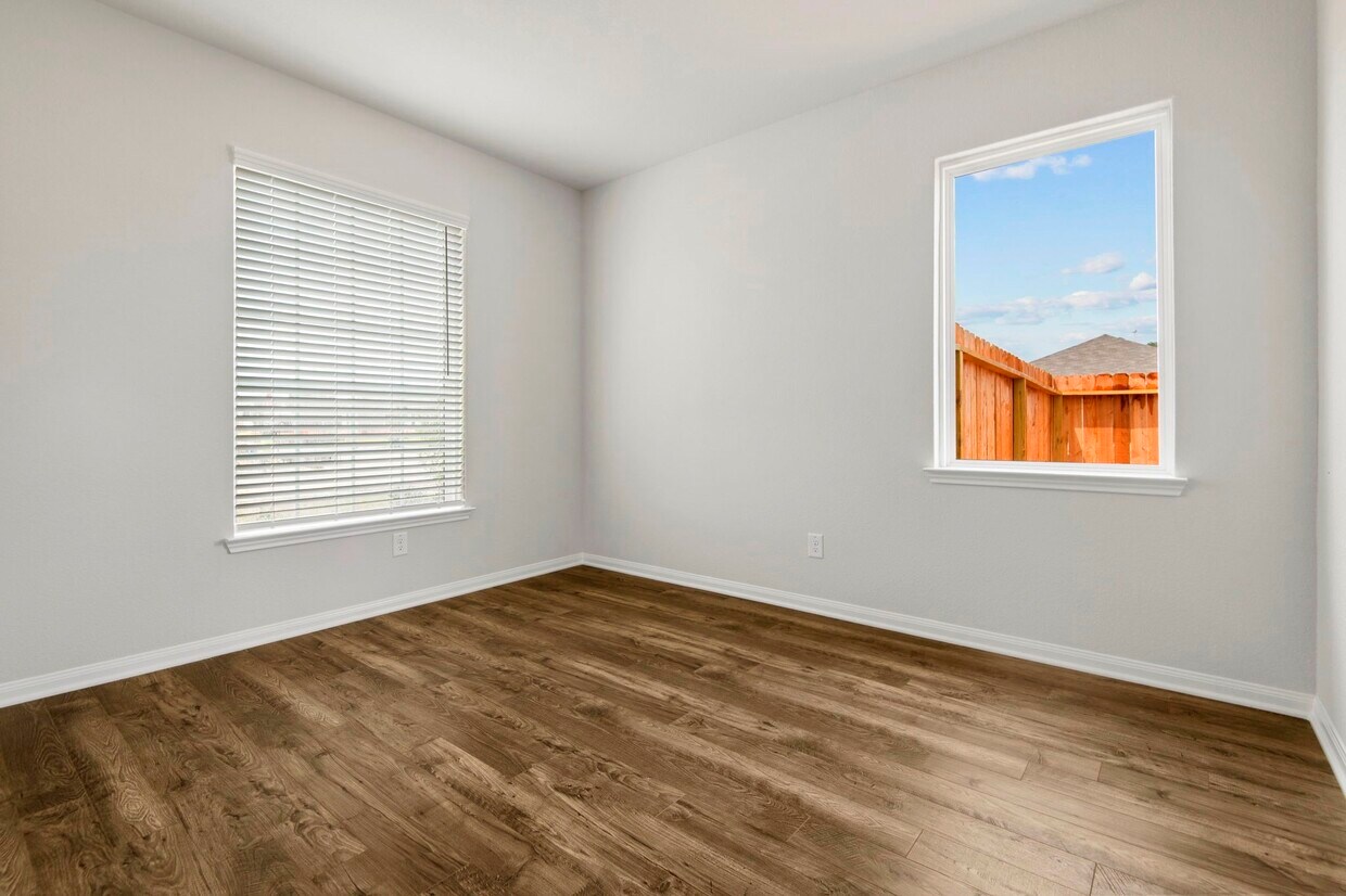 Foto principal - 320 Kingston Wy