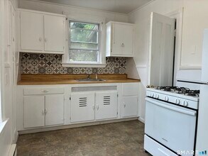 Building Photo - 51 Griswold St