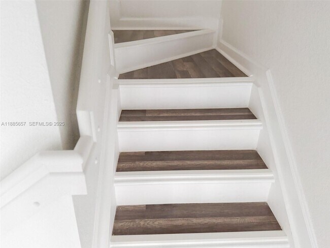 Building Photo - 10436 W 34th Ct