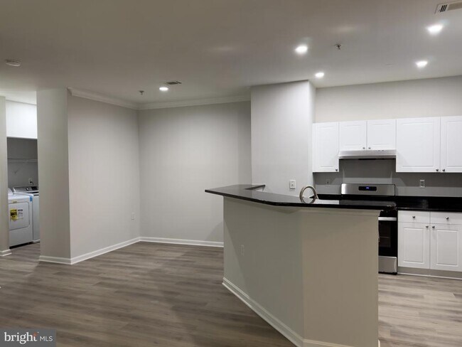 Foto del edificio - 11345 Aristotle Dr