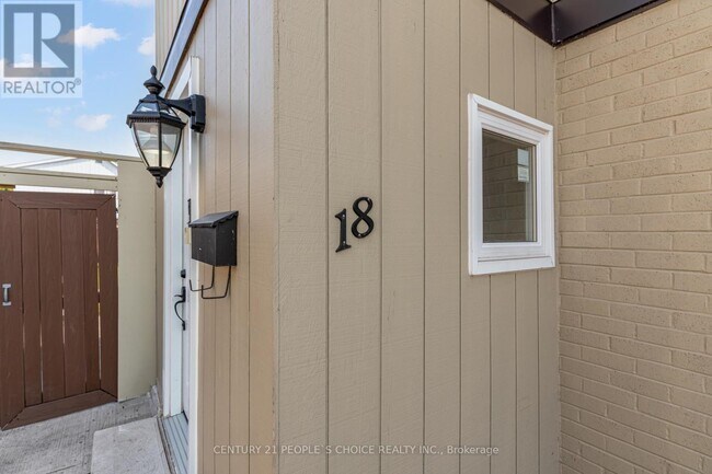 Building Photo - 18 Hernon Ct