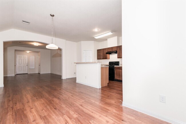 Building Photo - 5410 Latta Plantation Dr