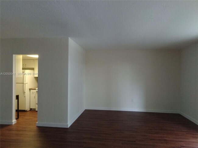 Building Photo - 8315 SW 72nd Ave