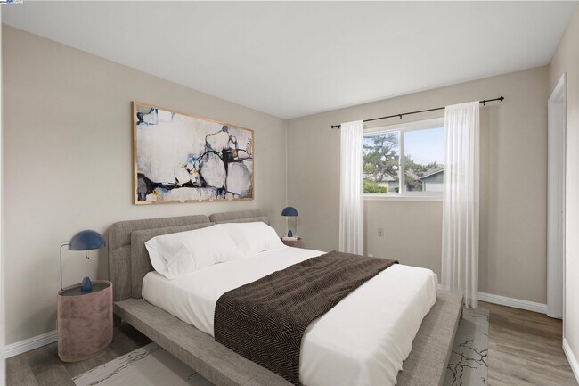 Foto del edificio - 7529 Ironwood Dr