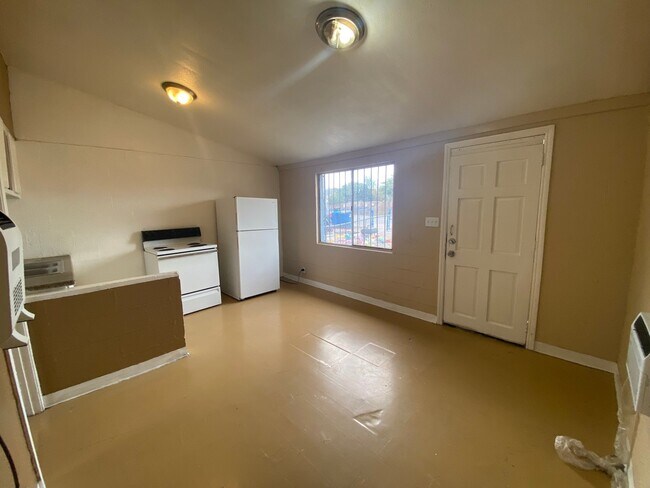 Foto del edificio - 1130 Laurel Ave