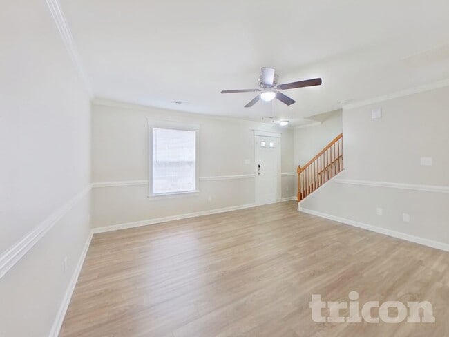 Building Photo - 1548 Hollow Maple Dr