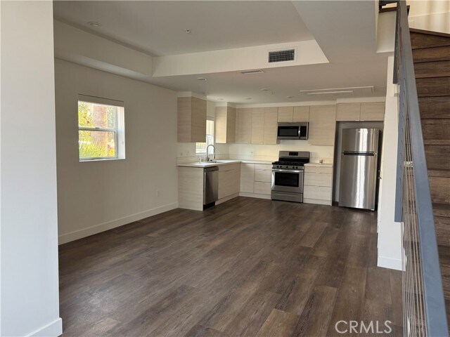 Foto del edificio - 1245 N New Hampshire Ave