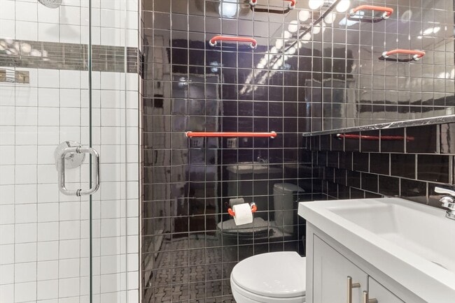 Building Photo - 57 Appleton St