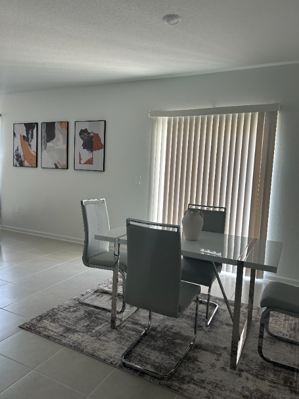 Foto del edificio - 3423 Howell Dr