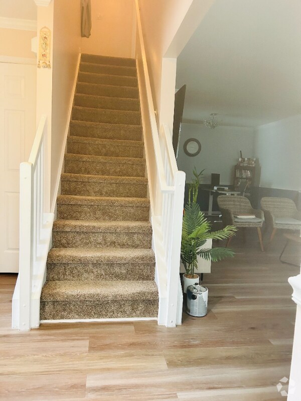 Madison Place Condominiums Furnished Apartments for Rent Mount Laurel Township, NJ 1 Rentals