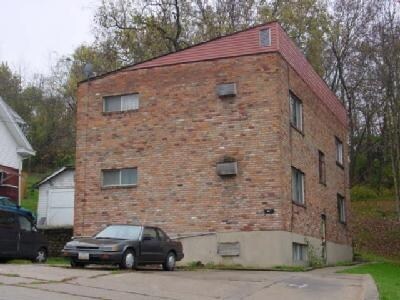 Primary Photo - 139 Cleves Ave