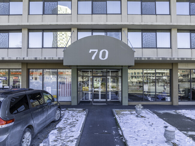 Main Entrance - Madison Tower Condominimums