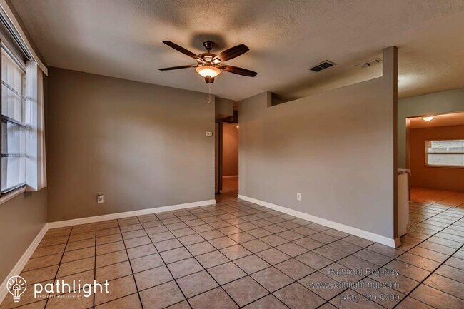 Foto del edificio - 2307 East Liberty Street, Tampa, FL, 33612