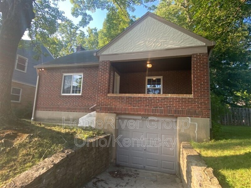3908 Grand Ave, Silverton, OH 45236 House Rental in Silverton, OH