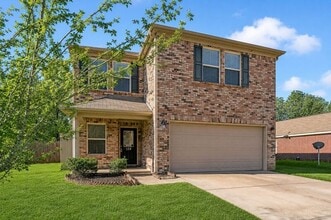 Building Photo - 138 Bermuda Lakes Dr
