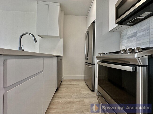 Foto del edificio - 1735 York Ave