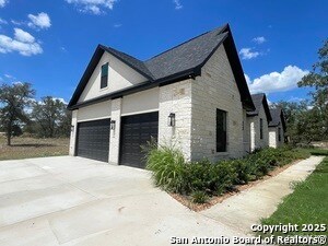 Building Photo - 399 Bauer Ln