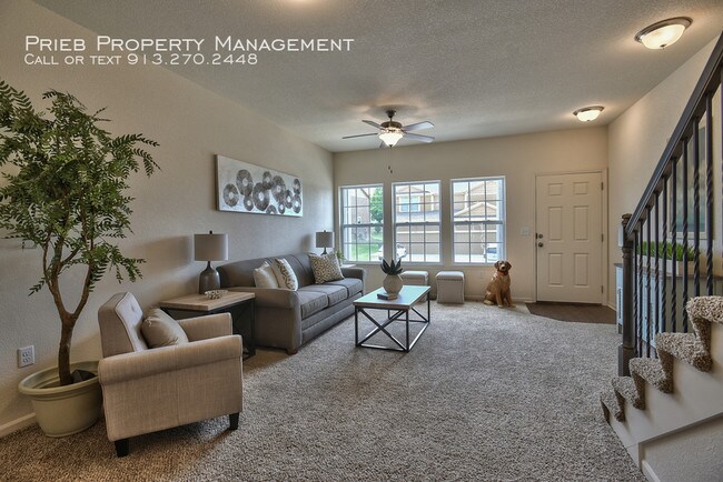 Building Photo - Prairie Haven Townhome - Available July 16th