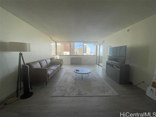 Building Photo - 55 S Kukui St