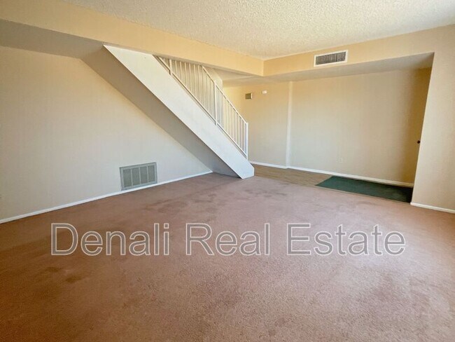 Building Photo - 2329 E Cactus Rd