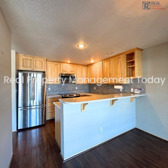 Foto del edificio - 2 Bedroom Condo in Gig Harbor!