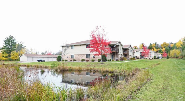 Building Photo - Bos Creek Estates