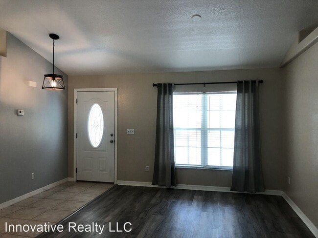 Building Photo - 3 br, 2 bath House - 312 Gardenia Ave.