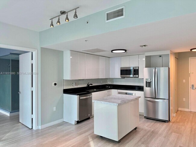 Foto del edificio - 92 SW 3rd St