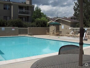 Building Photo - 30 S Boulder Cir