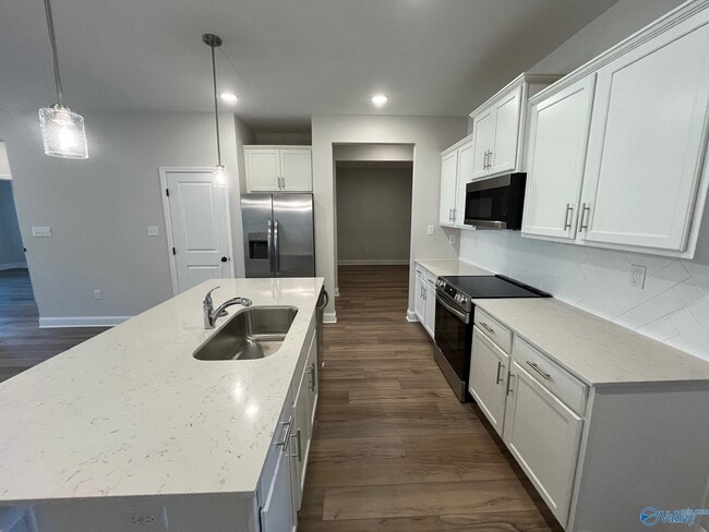 Foto del edificio - 3142 Mead Wy SE