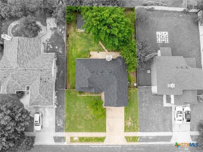 Building Photo - 2804 Bluejay Dr