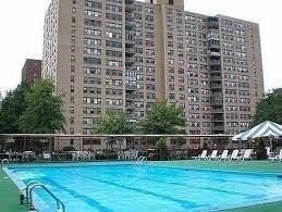 Primary Photo - 10 Huron Ave