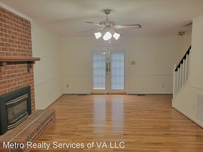 Building Photo - 3 br, 2.5 bath House - 15536 Pypers Pointe...