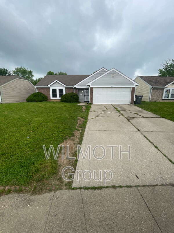 Building Photo - 2717 N Rural St