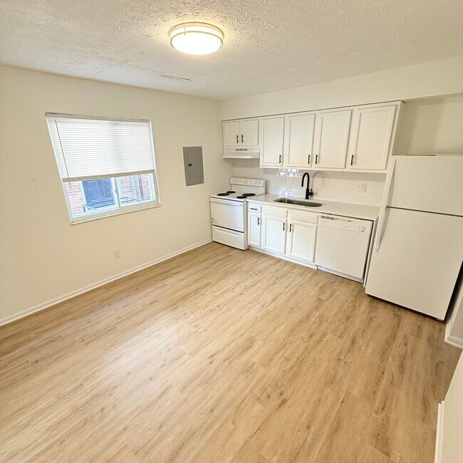 Foto del edificio - 235 Hamilton Ave