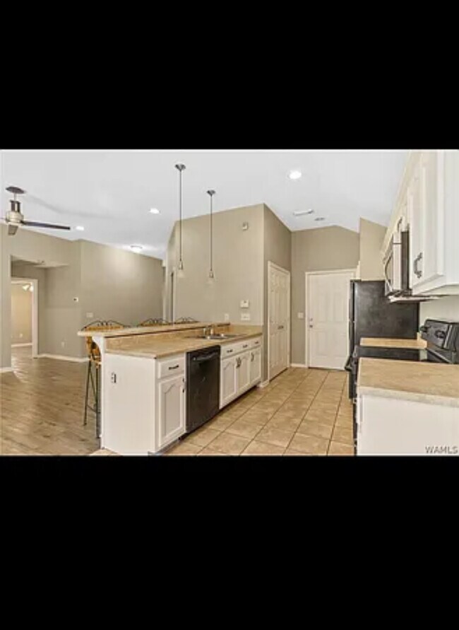 Building Photo - 3306 Willow Ridge Ln