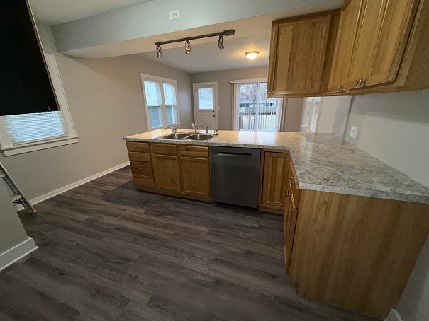 Building Photo - 64 Herbert St SW