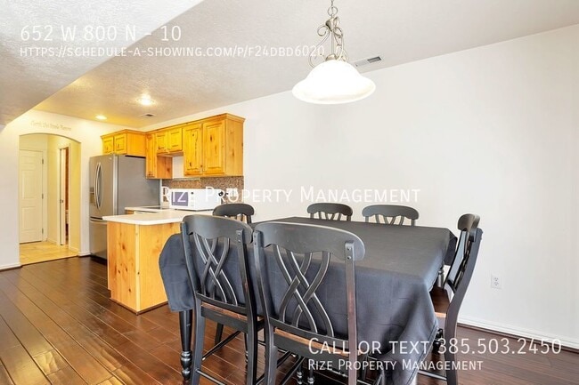 Building Photo - 652 W 800 N