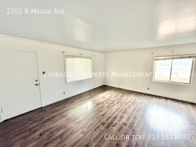 Building Photo - 2202 N Meade Ave