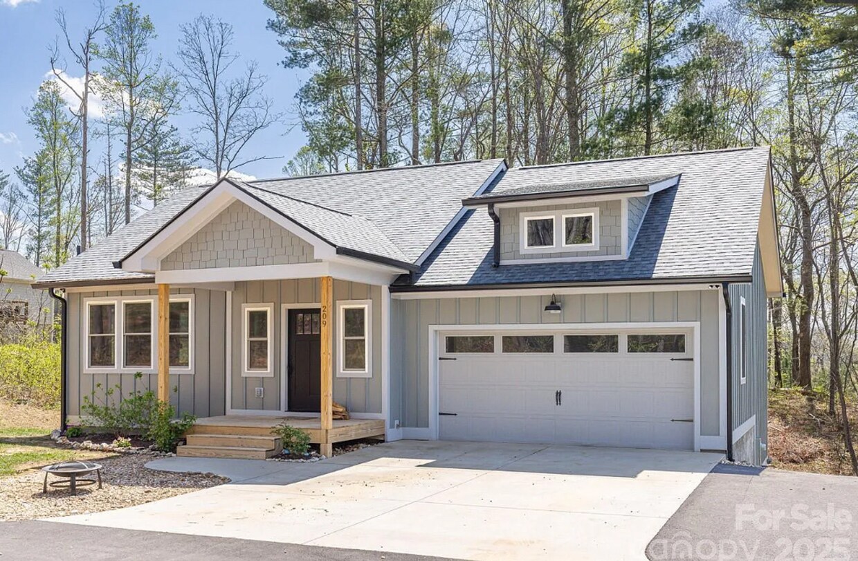 Foto principal - Fairview Long Term Rental!