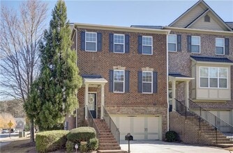 Building Photo - 3693 Lambert Ln