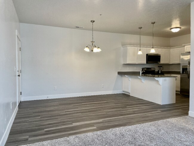 Foto del edificio - 13128 Keegan Dr