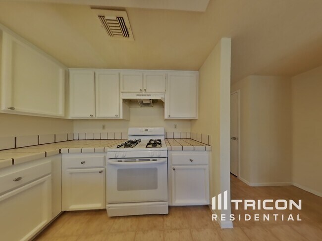 Foto del edificio - 217 Sunhaven Dr