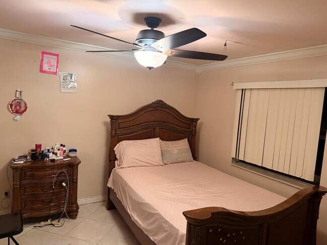 Foto del edificio - 6082 Wauconda Way E